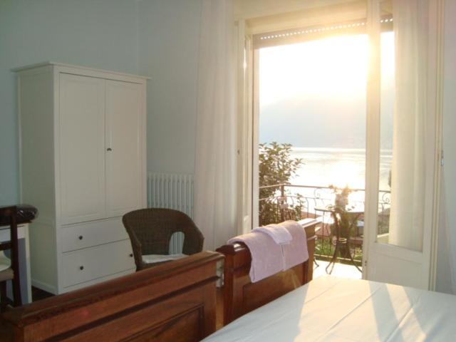 B&B Cherry En Rose Lezzeno Exterior photo