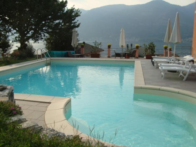 B&B Cherry En Rose Lezzeno Exterior photo
